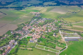 Prodej pozemku 2650 m², Chlístov