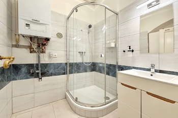 Pronájem bytu 2+1 v osobním vlastnictví 67 m², Praha 2 - Nové Město