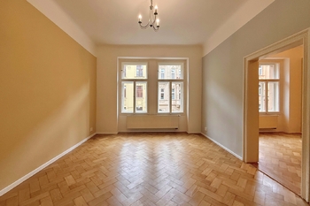 Pronájem bytu 2+1 v osobním vlastnictví 67 m², Praha 2 - Nové Město