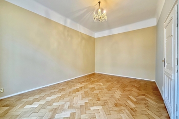 Pronájem bytu 2+1 v osobním vlastnictví 67 m², Praha 2 - Nové Město