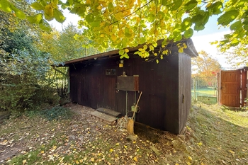 Prodej pozemku 1609 m², Kublov