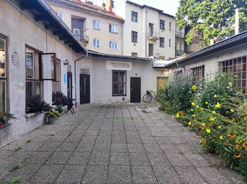 Pronájem obchodních prostor 20 m², Hradec Králové