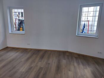 Pronájem obchodních prostor 20 m², Hradec Králové