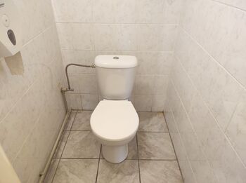 Pronájem obchodních prostor 20 m², Hradec Králové