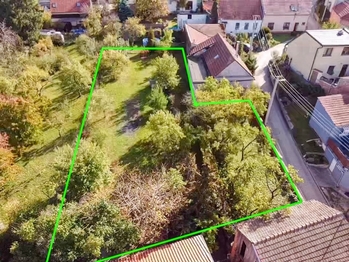 Prodej pozemku 706 m², Prace
