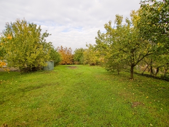 Prodej pozemku 706 m², Prace