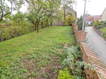 Prodej pozemku 706 m², Prace