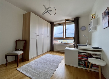 Prodej bytu 4+1 v osobním vlastnictví 102 m², Praha 10 - Vršovice