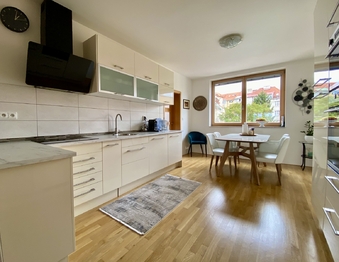 Prodej bytu 4+1 v osobním vlastnictví 102 m², Praha 10 - Vršovice