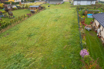 Prodej pozemku 1078 m², Všestary