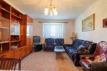 Prodej domu 295 m², Osečany