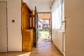 Prodej domu 295 m², Osečany