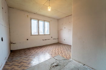půdní prostor, 1. patro - Prodej domu 190 m², Vlkaneč