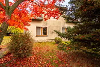 přední pohled na dům - Prodej domu 190 m², Vlkaneč