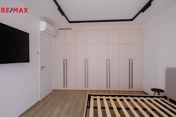 Pronájem bytu 2+kk v osobním vlastnictví 62 m², Praha 8 - Libeň