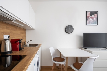 Prodej bytu 1+kk v osobním vlastnictví 21 m², Trmice
