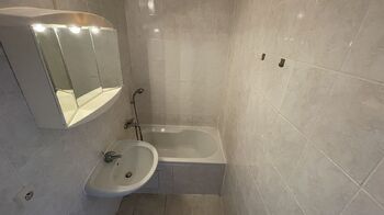 Pronájem bytu 1+kk v osobním vlastnictví 33 m², Kladno