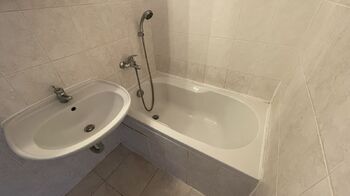 Pronájem bytu 1+kk v osobním vlastnictví 33 m², Kladno
