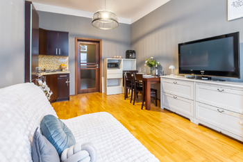 Prodej bytu 2+kk v osobním vlastnictví 44 m², Praha 5 - Smíchov