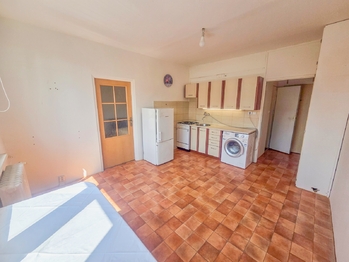 kuchyně - Pronájem bytu 2+kk v osobním vlastnictví 37 m², České Budějovice