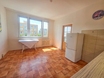 kuchyně - Pronájem bytu 2+kk v osobním vlastnictví 37 m², České Budějovice