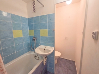 koupelna - Pronájem bytu 2+kk v osobním vlastnictví 37 m², České Budějovice