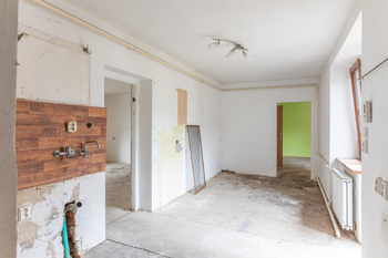 Prodej domu 287 m², Hostomice