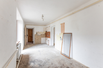 Prodej domu 287 m², Hostomice