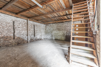 Prodej domu 287 m², Hostomice