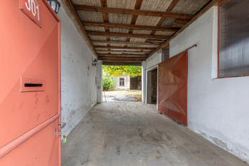 Prodej domu 287 m², Hostomice