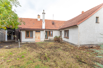 Prodej domu 287 m², Hostomice