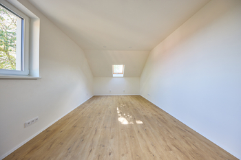 Prodej domu 111 m², Všestary