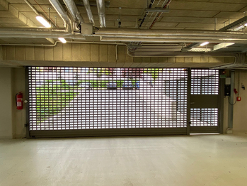 brána - Pronájem garáže 15 m², Praha 4 - Modřany