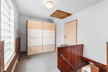 Prodej domu 150 m², Jenišovice