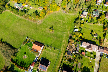 Prodej pozemku 4000 m², Lážovice