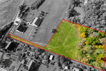 Prodej pozemku 4000 m², Lážovice