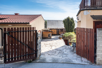Prodej domu 120 m², Klecany