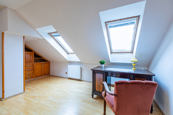 Pokoj - Prodej domu 179 m², Roudnice nad Labem