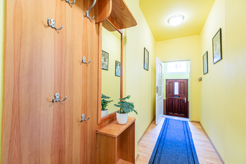 Chodba - Prodej domu 179 m², Roudnice nad Labem