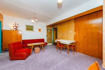 Prodej bytu 3+1 v osobním vlastnictví 60 m², Praha 4 - Modřany