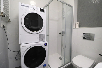 Prodej bytu 1+kk v osobním vlastnictví 34 m², Praha 9 - Libeň