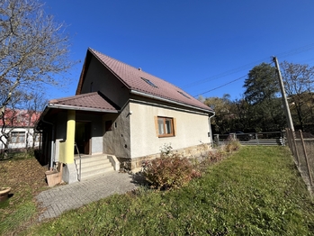 Prodej domu 199 m², Valašská Senice