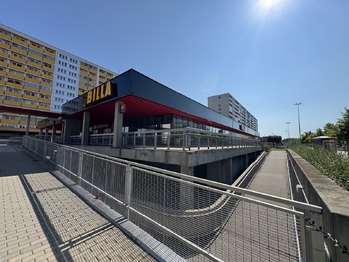 Pronájem obchodních prostor 221 m², Hradec Králové