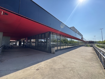Pronájem obchodních prostor 221 m², Hradec Králové