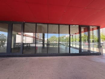 Pronájem obchodních prostor 221 m², Hradec Králové