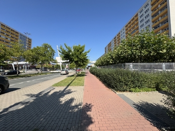 Pronájem obchodních prostor 221 m², Hradec Králové