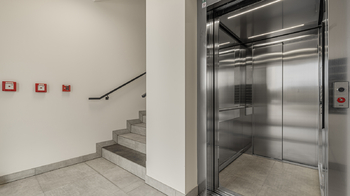 Prostorný výtah - Pronájem bytu 2+kk v osobním vlastnictví 51 m², Kladno