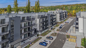Pohled na rezidenci z dronu - Pronájem bytu 2+kk v osobním vlastnictví 51 m², Kladno