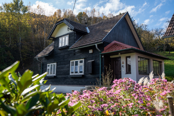 Prodej domu 120 m², Lužná