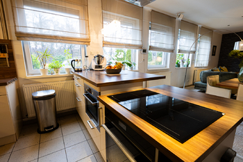 Prodej skladovacích prostor 4000 m², Hořovice